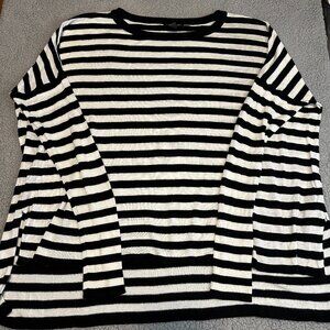 H&M Women's Striped Long Sleeve Top Small Black White High Low Split Hem Knit